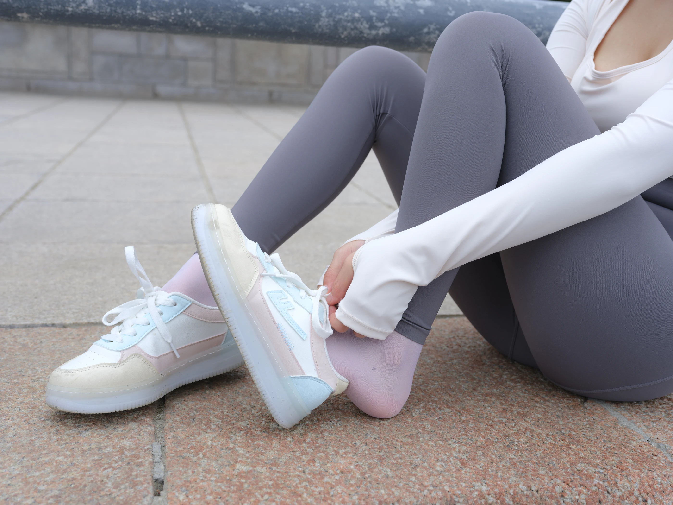 森萝财团 晴涩 11E4K 瑜伽服 [104P 1V]插图7